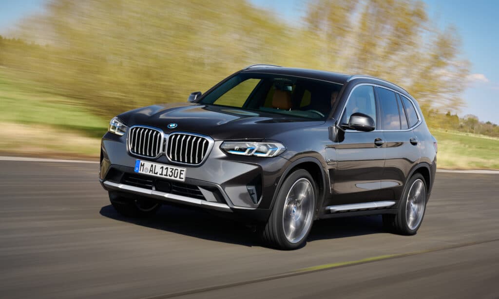 BMW X3 2023 với tạo hình thu hút mọi ánh nhìn