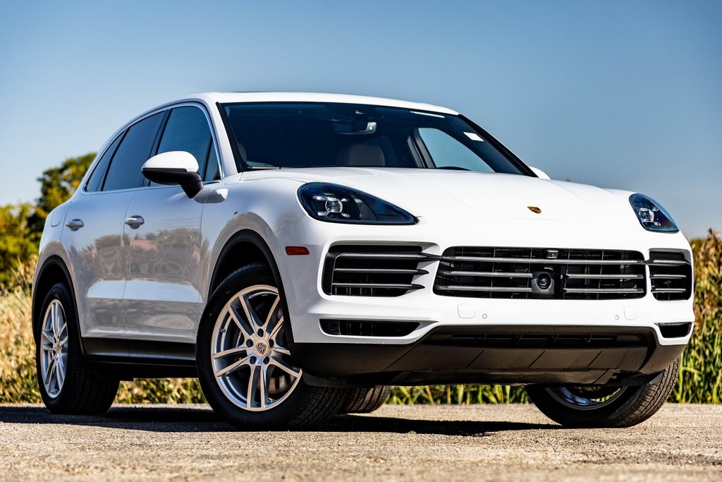 Porsche Cayenne 2023 với nhiều nâng cấp sang trọng và thể thao