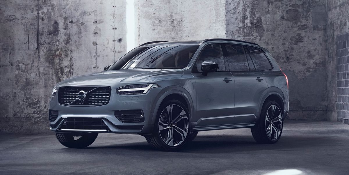 ​ Volvo XC90 2021 với thiết kế đẹp mắt, nội thất sang trọng, tính an toàn cao và hiệu suất vượt trội