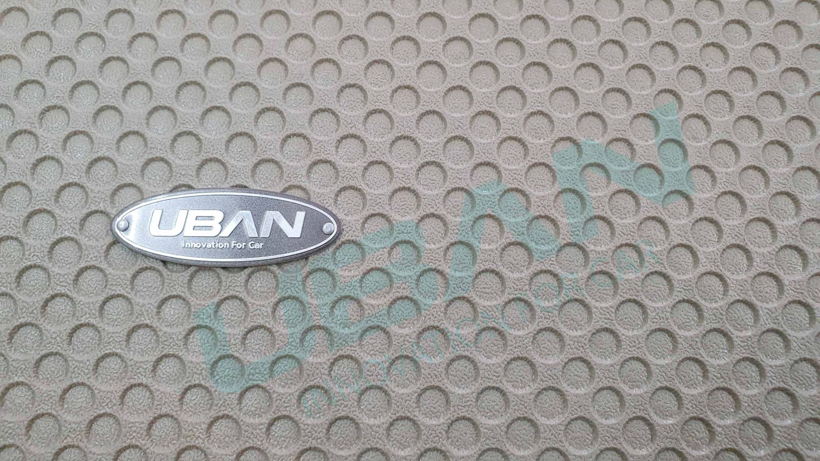 Bề mặt thảm lót sàn ô tô Uban