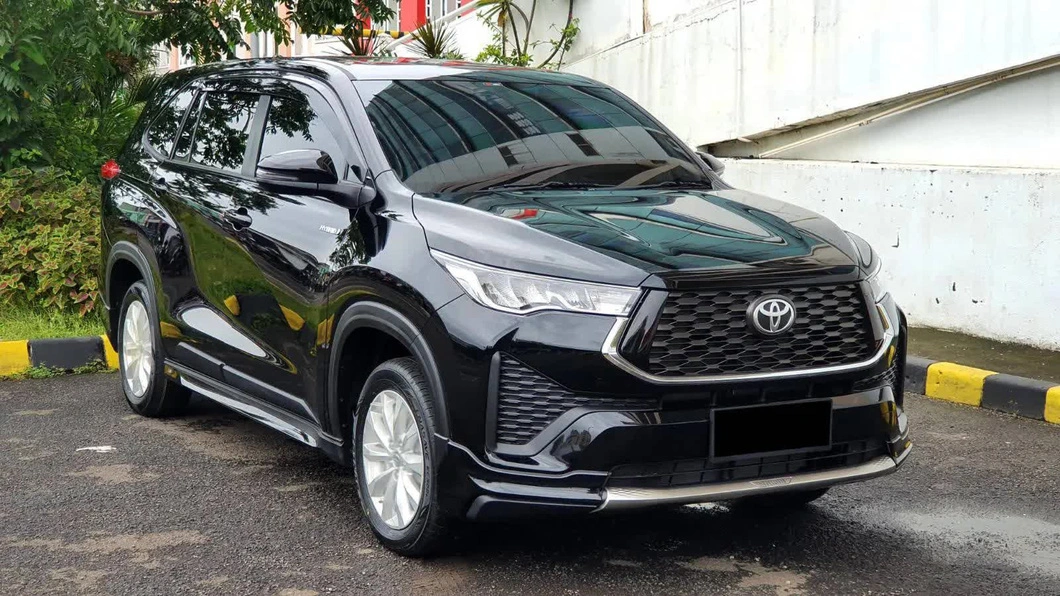 Toyota Innova Cross 2023