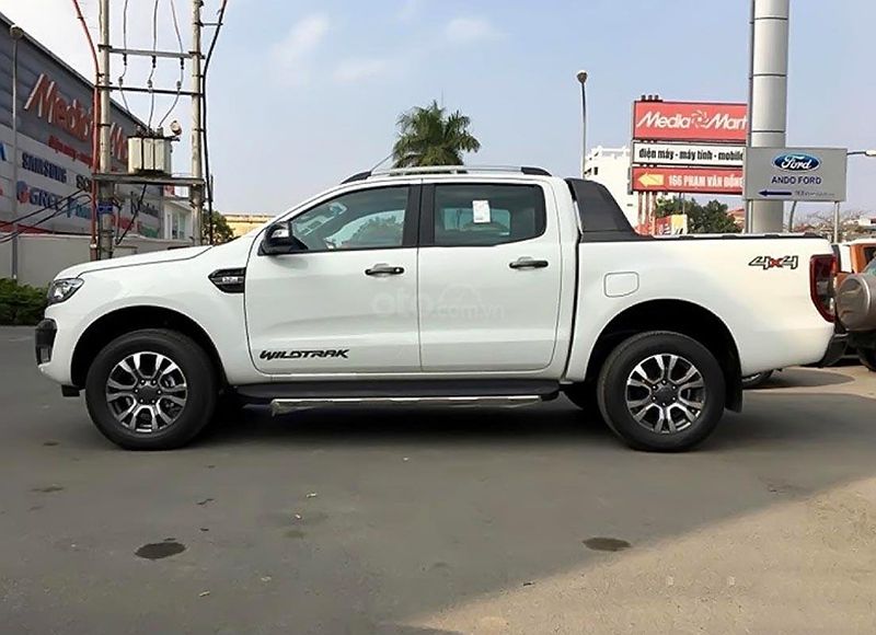 giá xe bán tải ford ranger qua sử dụng