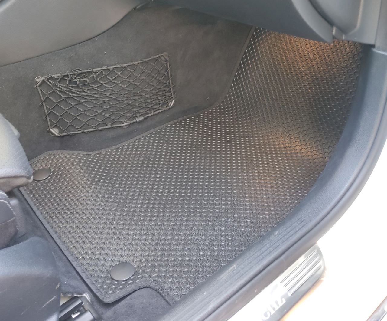 thảm lót sàn ô tô Mercedes Benz C Class