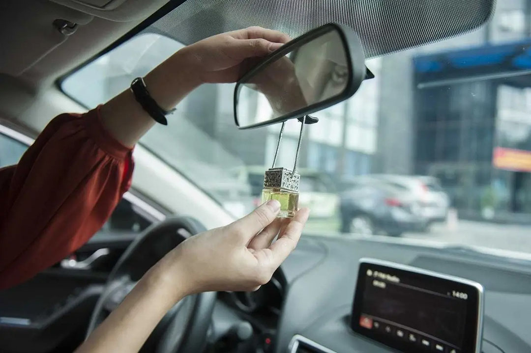 chăm sóc nội thất xe ô tô