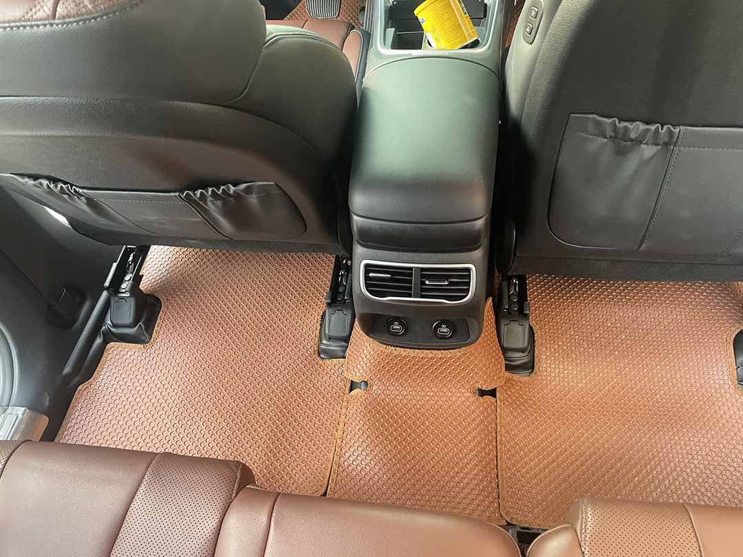 thảm lót sàn ô tô Huyndai Santafe