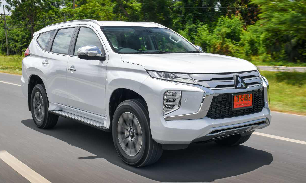 thảm lót sàn ô tô Mitsubishi Pajero Sport 2021