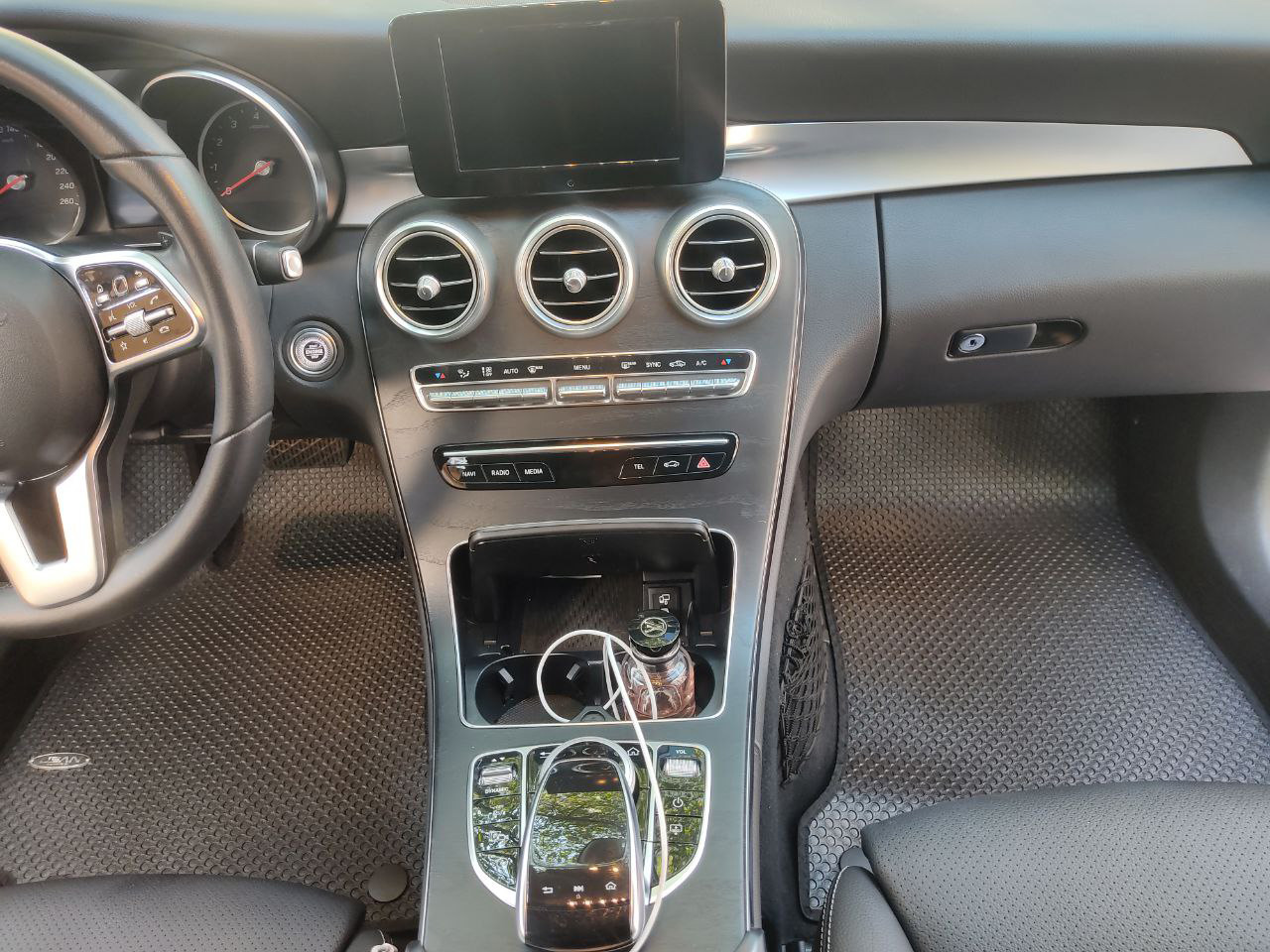Thảm lót sàn ô tô Mercedes Benz C Class (W206)