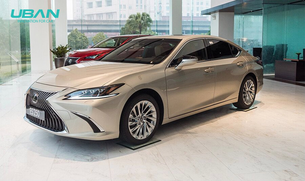 xe ô tô Lexus ES 250
